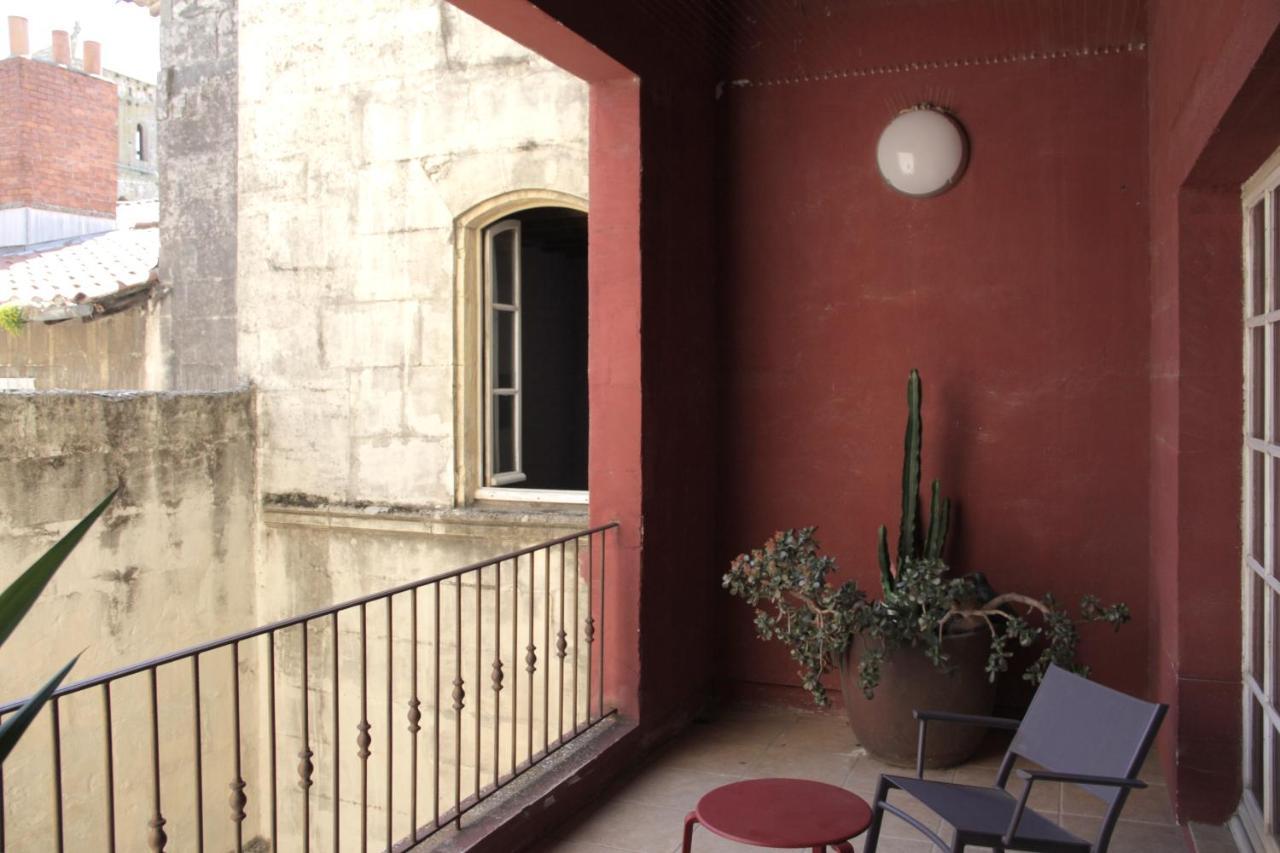 Hotel Amphitheatre Arles Exterior photo